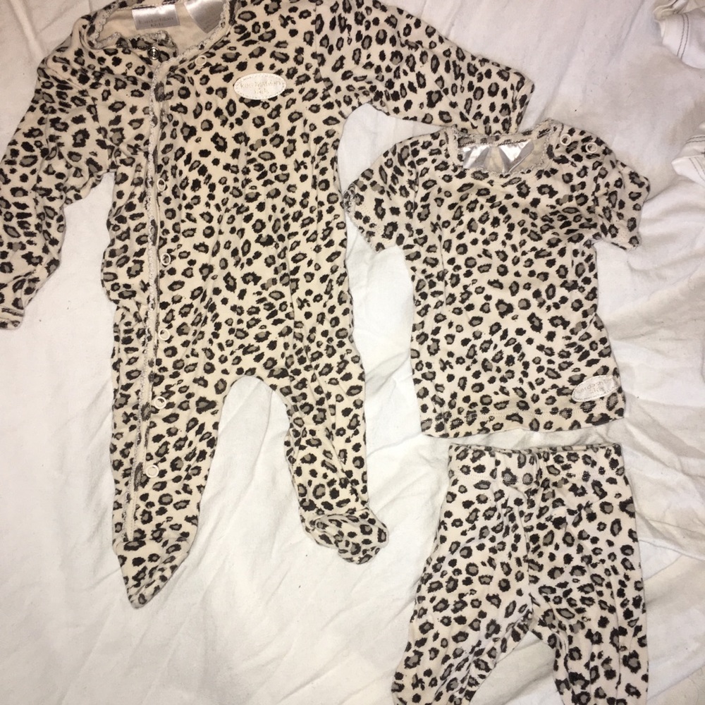 Leopard print newborn outfit set